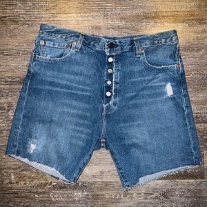 NWOT Levi’s Denim Jean Shorts